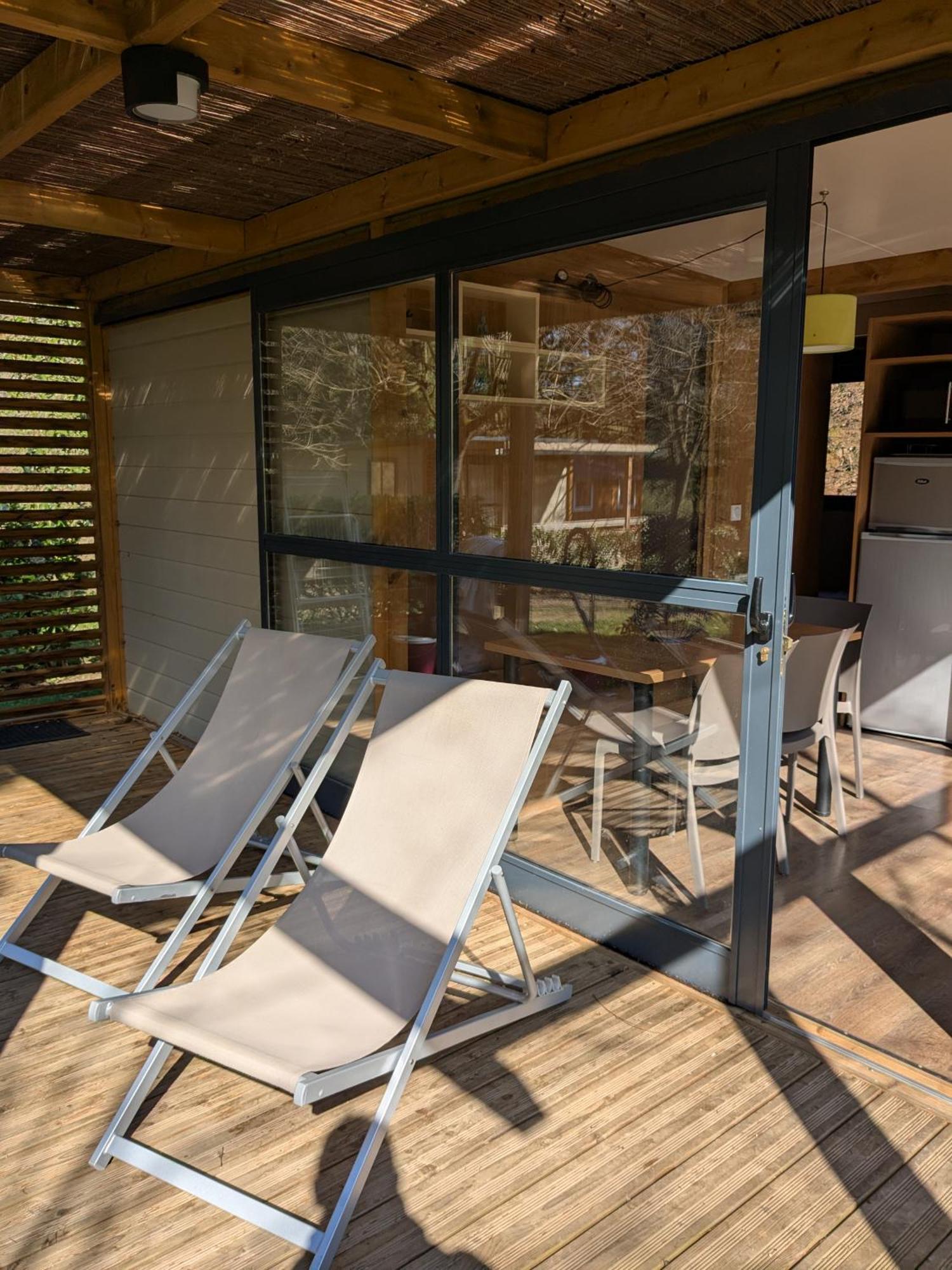 Camping Les Berges Du Doux Colombier-le-Vieux Eksteriør billede